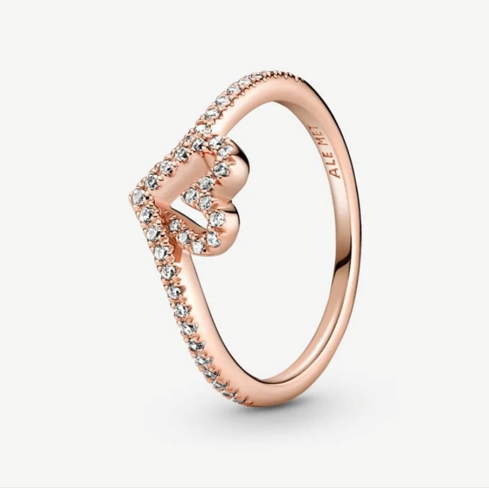 Pandora Sparkling Wishbone Heart Ring size 56
